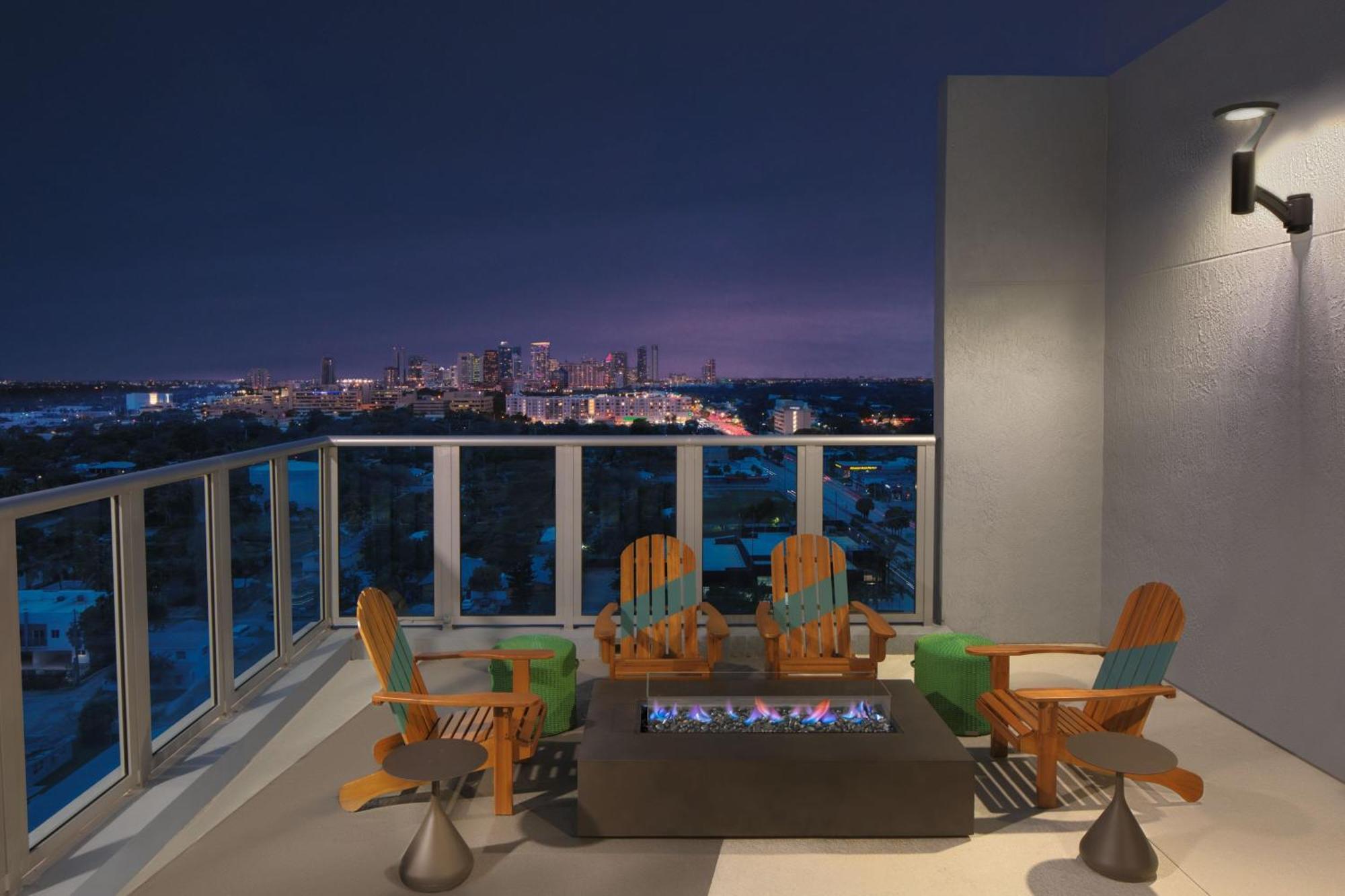Aloft Fort Lauderdale Airport & Cruise Port Exterior foto